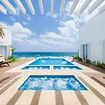 Oleo Cancun Playa All Inclusive Resort