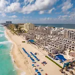 Beachfront Villa 4Br Hotel Zone Cancun