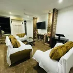 Cerca Del Oceano A 20 Minutos De La Playa, 8 O Mas Personas 3 Habitaciones