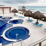 Ocean Front Beautiful Villa