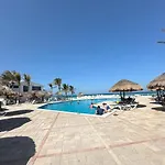 Vaoli Brisas Cancun