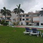 Bayview Condominio