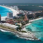 Cancun La Joya
