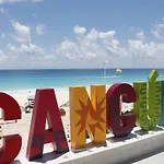 Cancun La Joya