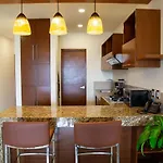 Tres Soles Apartments
