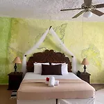 LABNA\' Suites Cancun