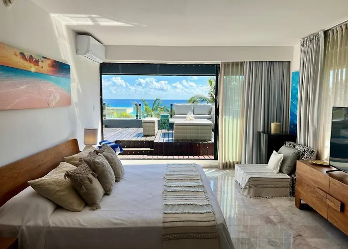 Xcanan Loft On Park Royal, the best area in Cancún right on the beach