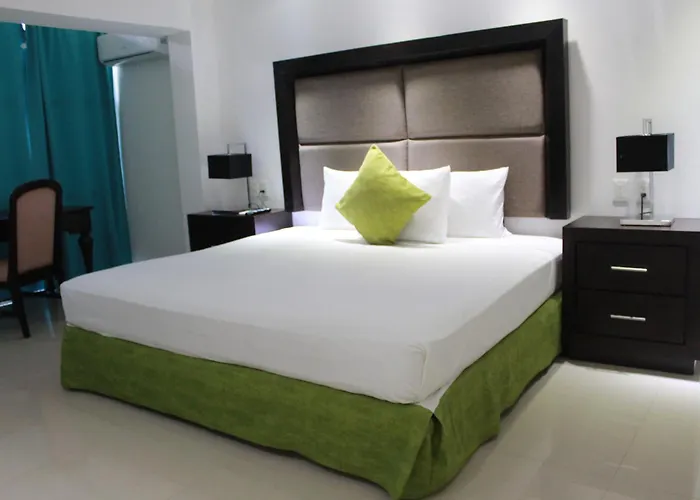 Nirvana Cancun Hotel Zone