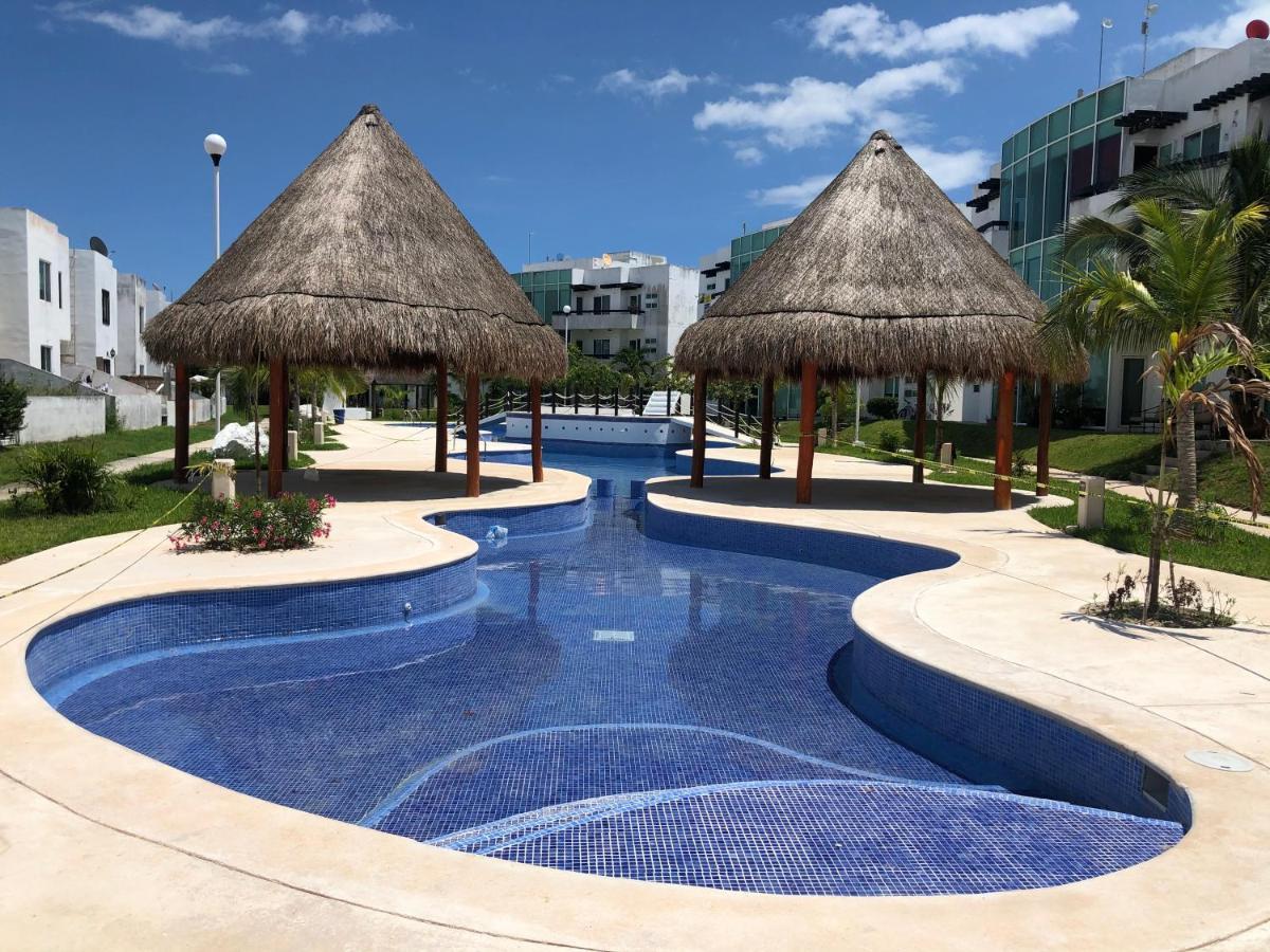 Casa En Zona Exclusiva Con Alberca Habitación en casa particular Cancún
