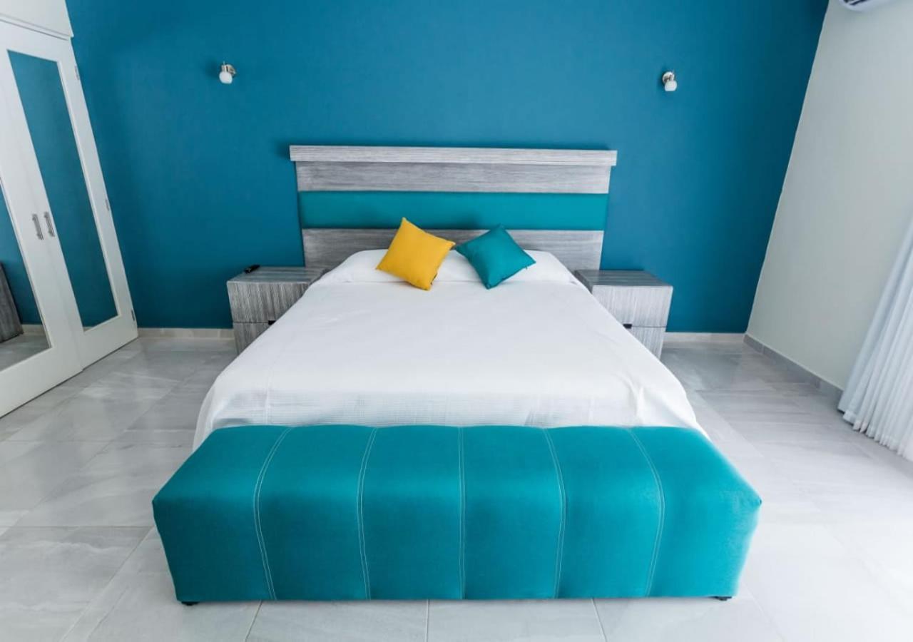 Studiotel Apartahotel 3*