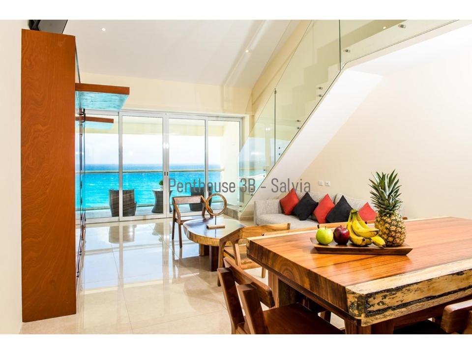 2 Story Oceanfront Penthouses On Beach! Apartahotel *