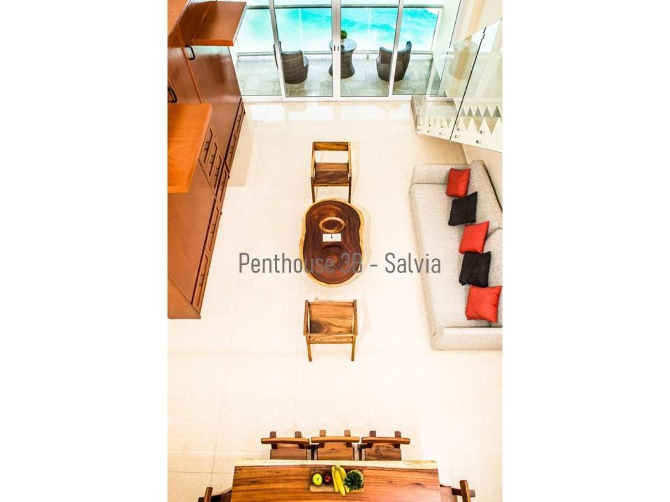 Apartahotel 2 Story Oceanfront Penthouses On Beach! Cancún