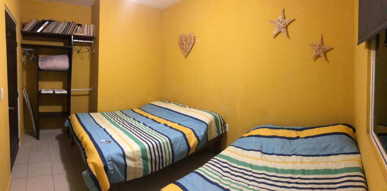 Habitación en casa particular Casa En Zona Exclusiva Con Alberca *