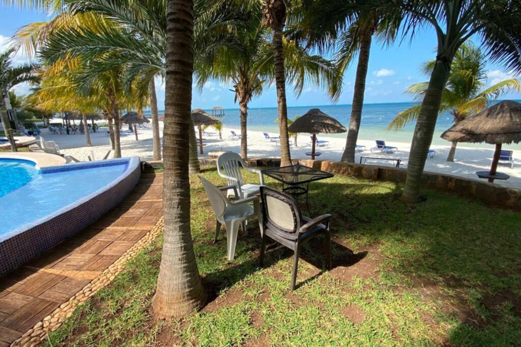 Oceanfront Bm By Andiani Apartahotel