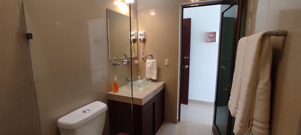Casa Abril Cozzy Suites Cancún