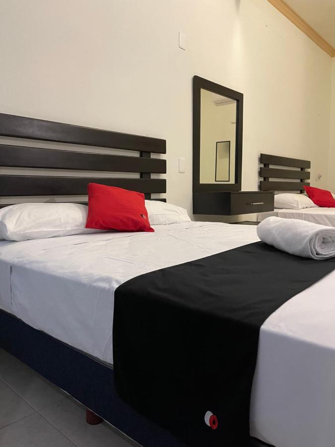 Hotel Arco Maya