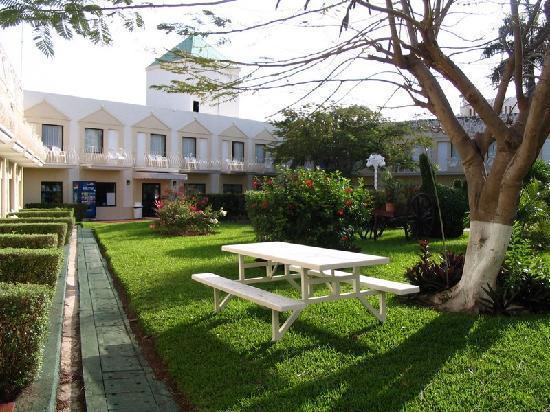 Express Hotel 3*