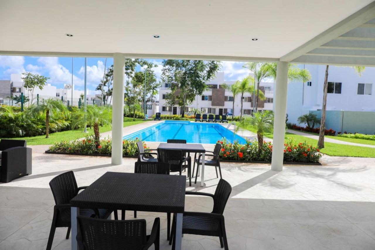 Homestay Fraccionamiento Jardines Del Sur 5 Calle Margaritas 3 No. 10 *