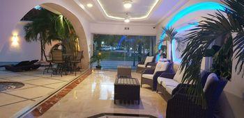 Blue Star Hotel