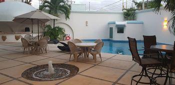 Blue Star Cancún