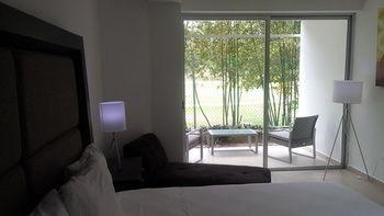 Nirvana Lofts Hotel 3*