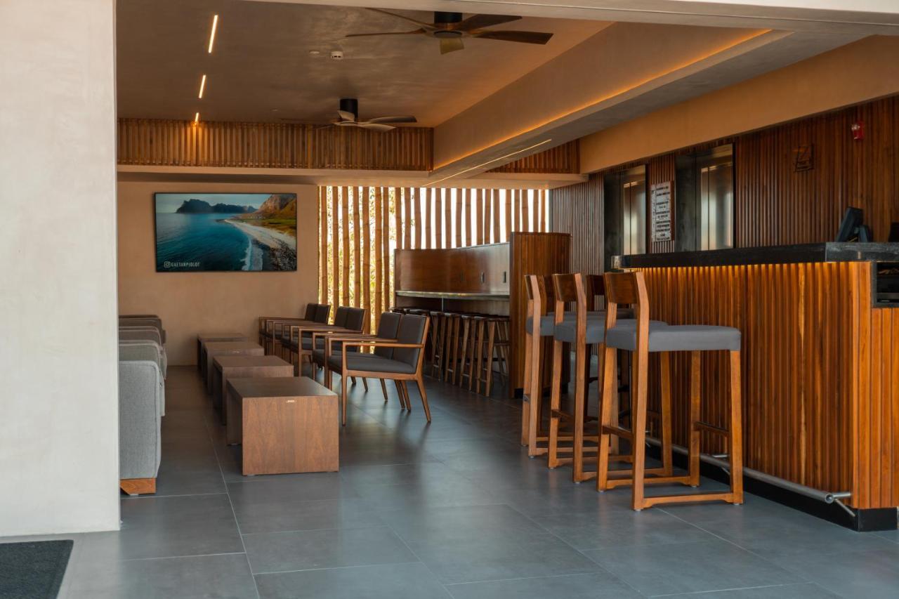 Hive By G 4* Cancún