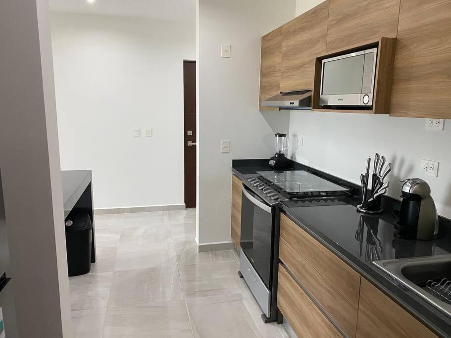 Amazing With Great Pool And 24/7 Security Apartamento