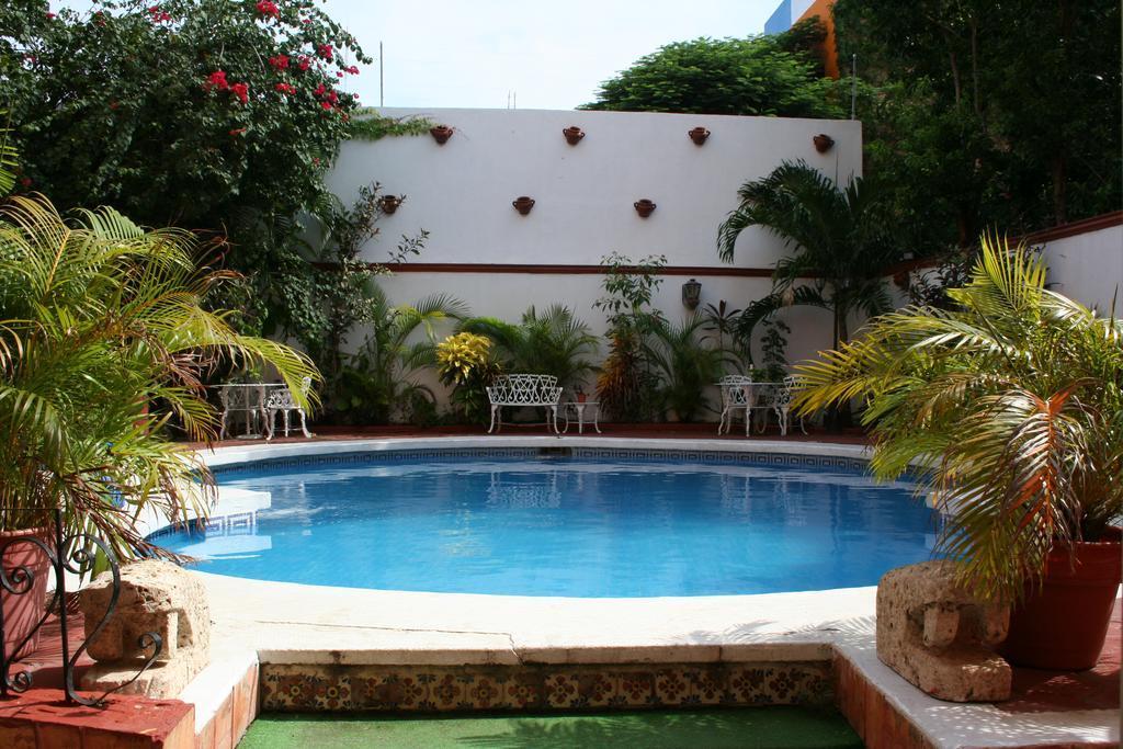 Center Hotel
