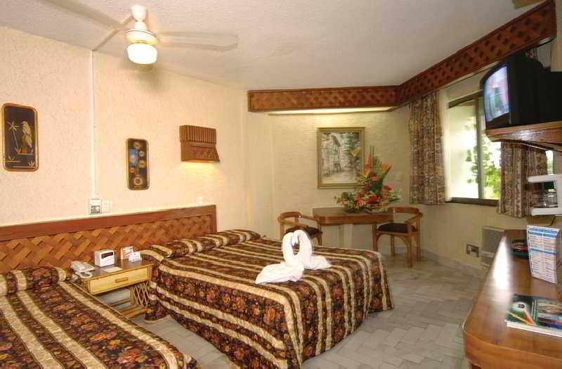 Plaza Kokai Hotel 4*