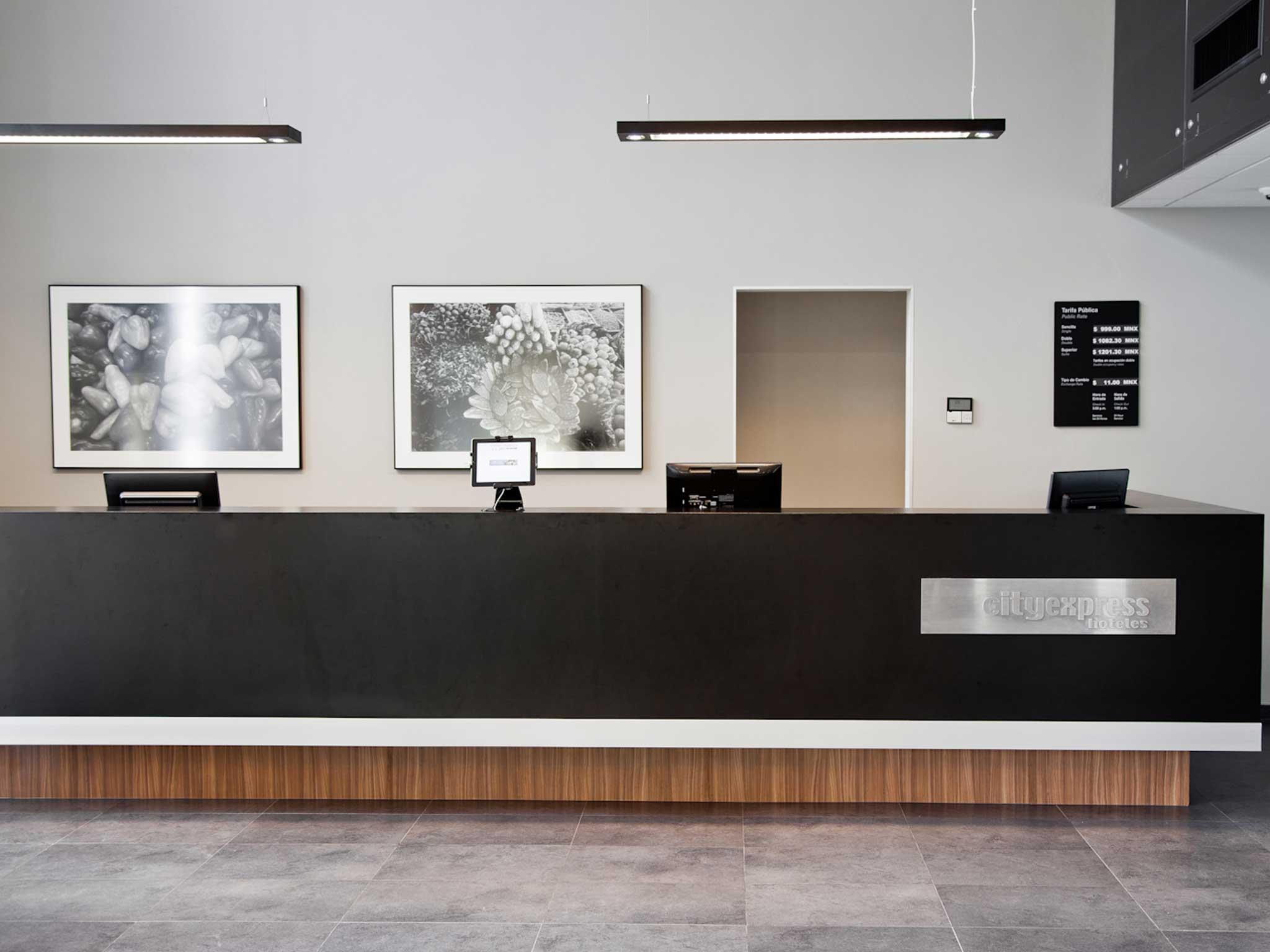 Express By Marriott Hotel 4*