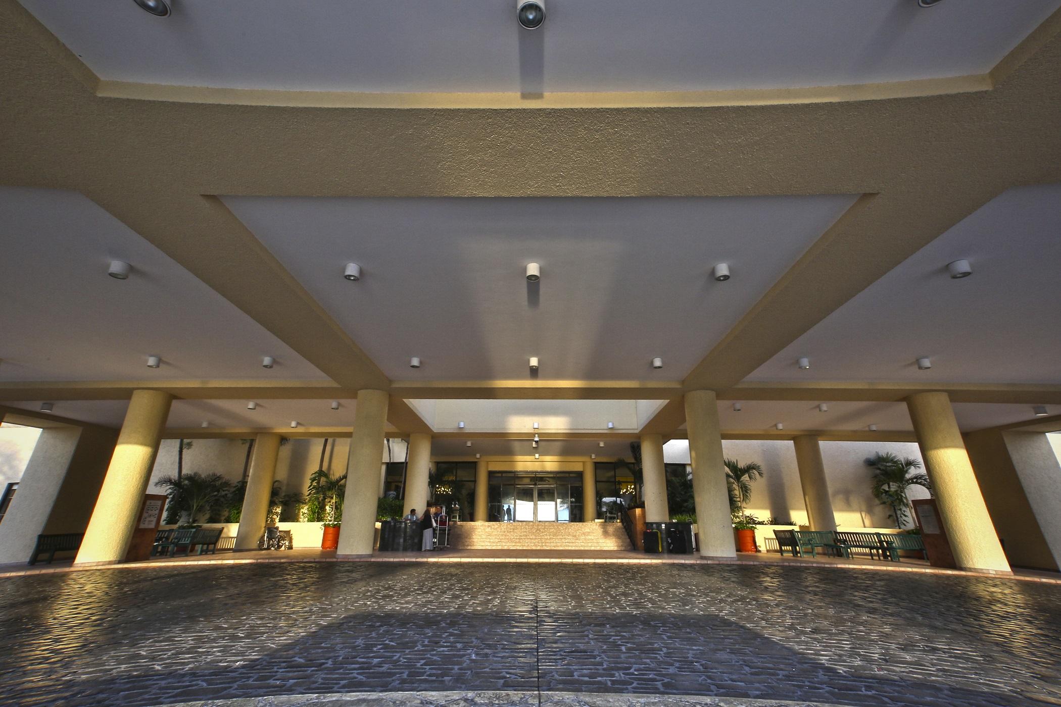 Resort The Royal Sands &