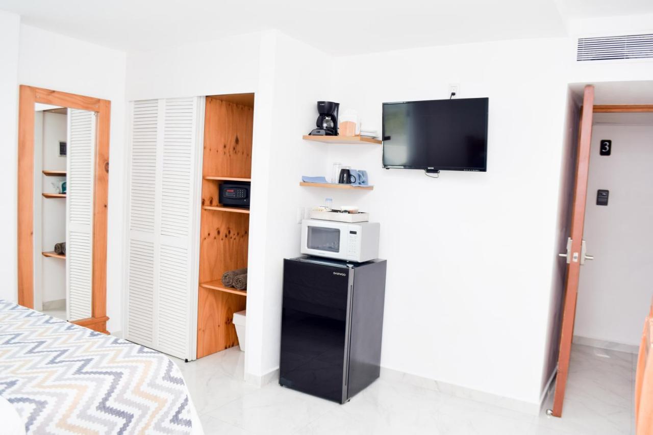 Oleo Playa Cancun