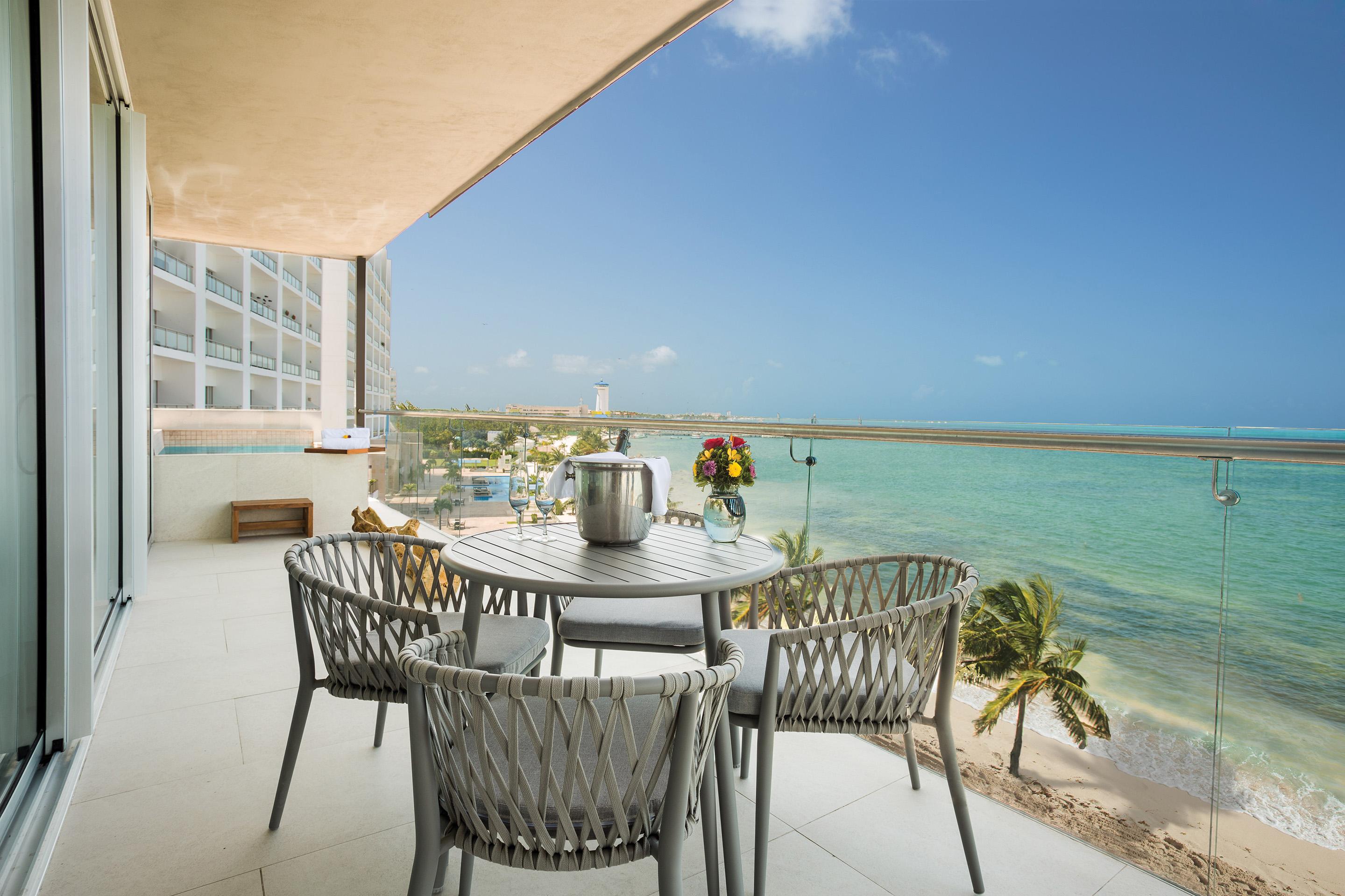 Dreams Vista Golf & 5*