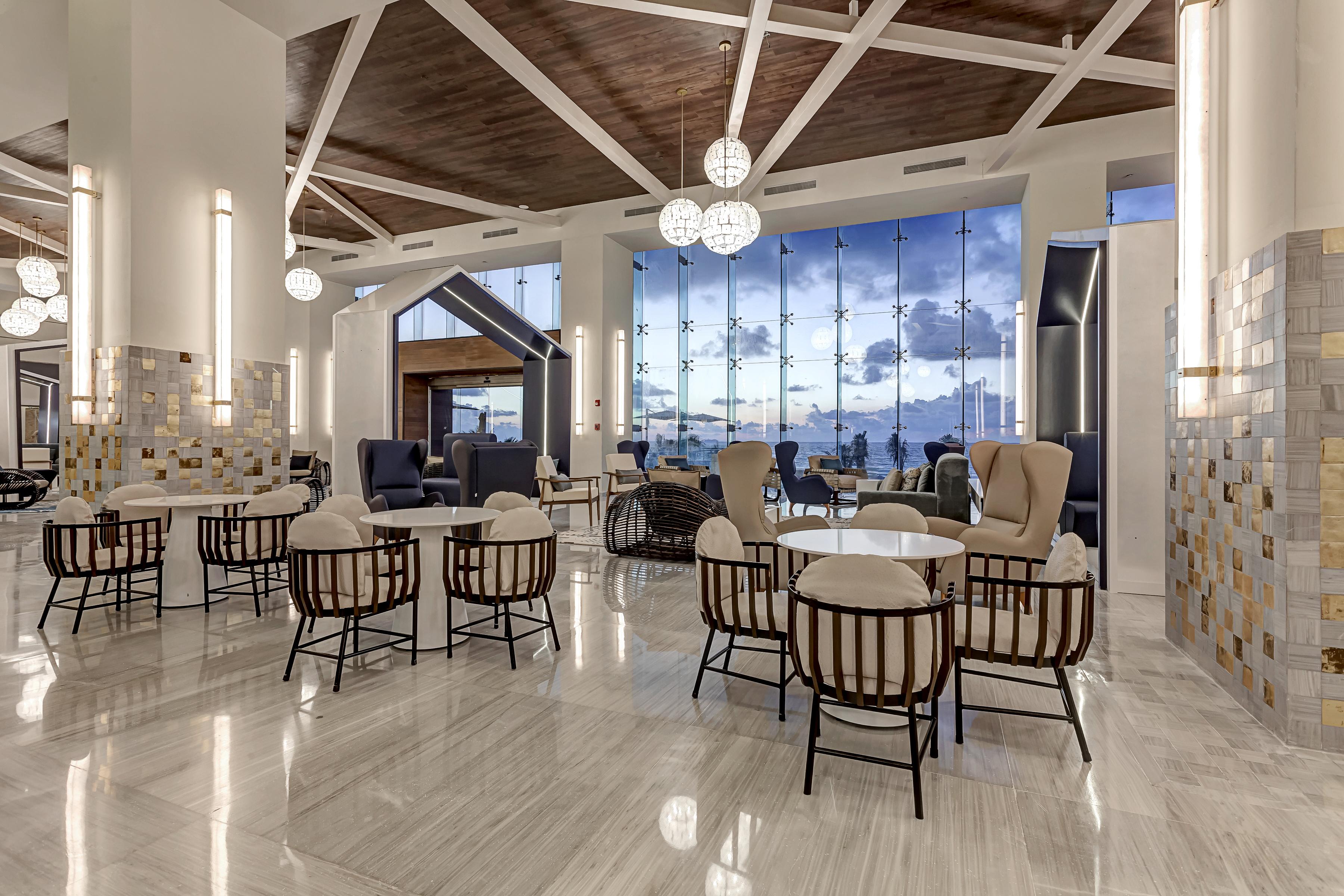 Royalton Chic Cancun, An Autograph Collection - Adults Only Resort 5*
