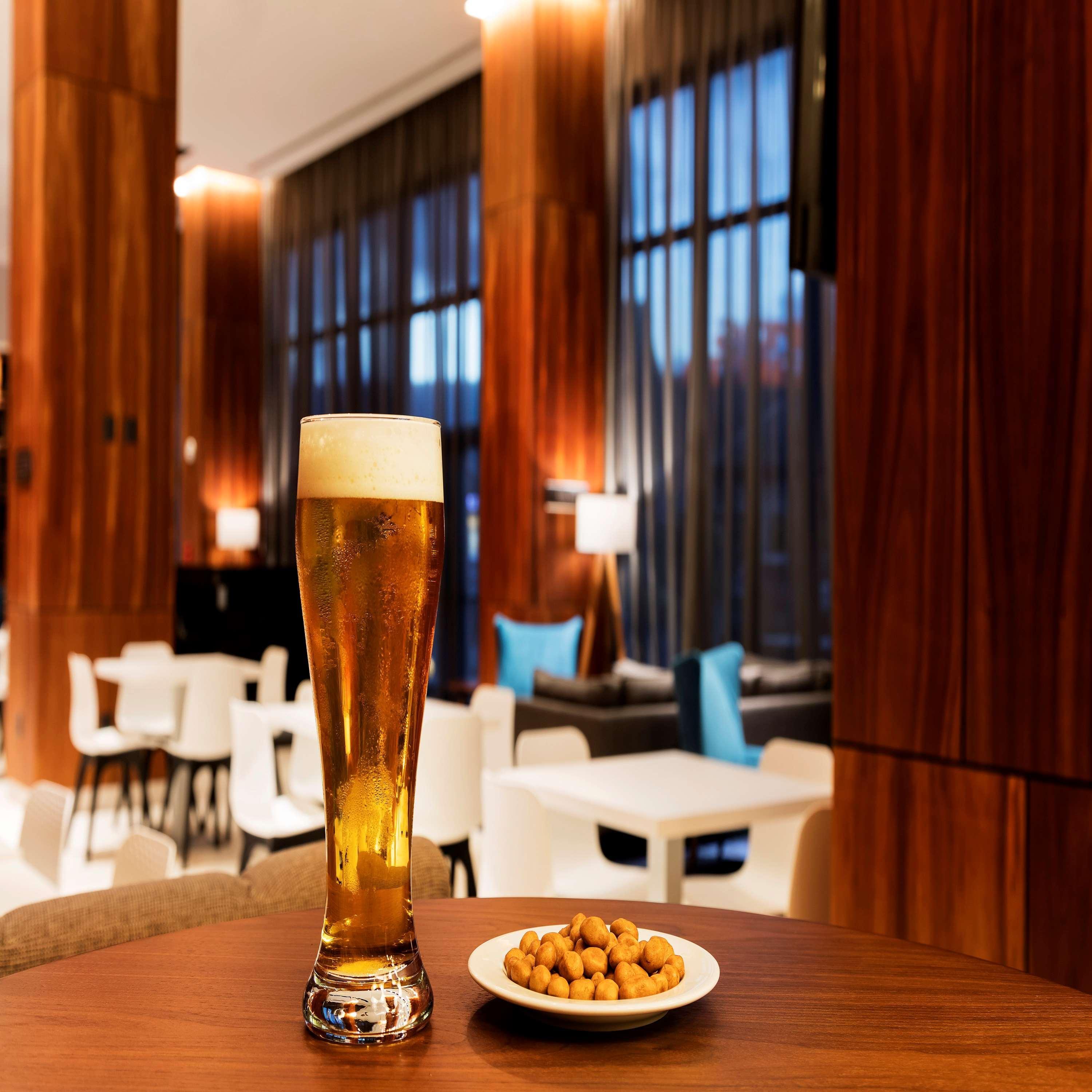 Hotel Hampton By Hilton Cumbres 3*