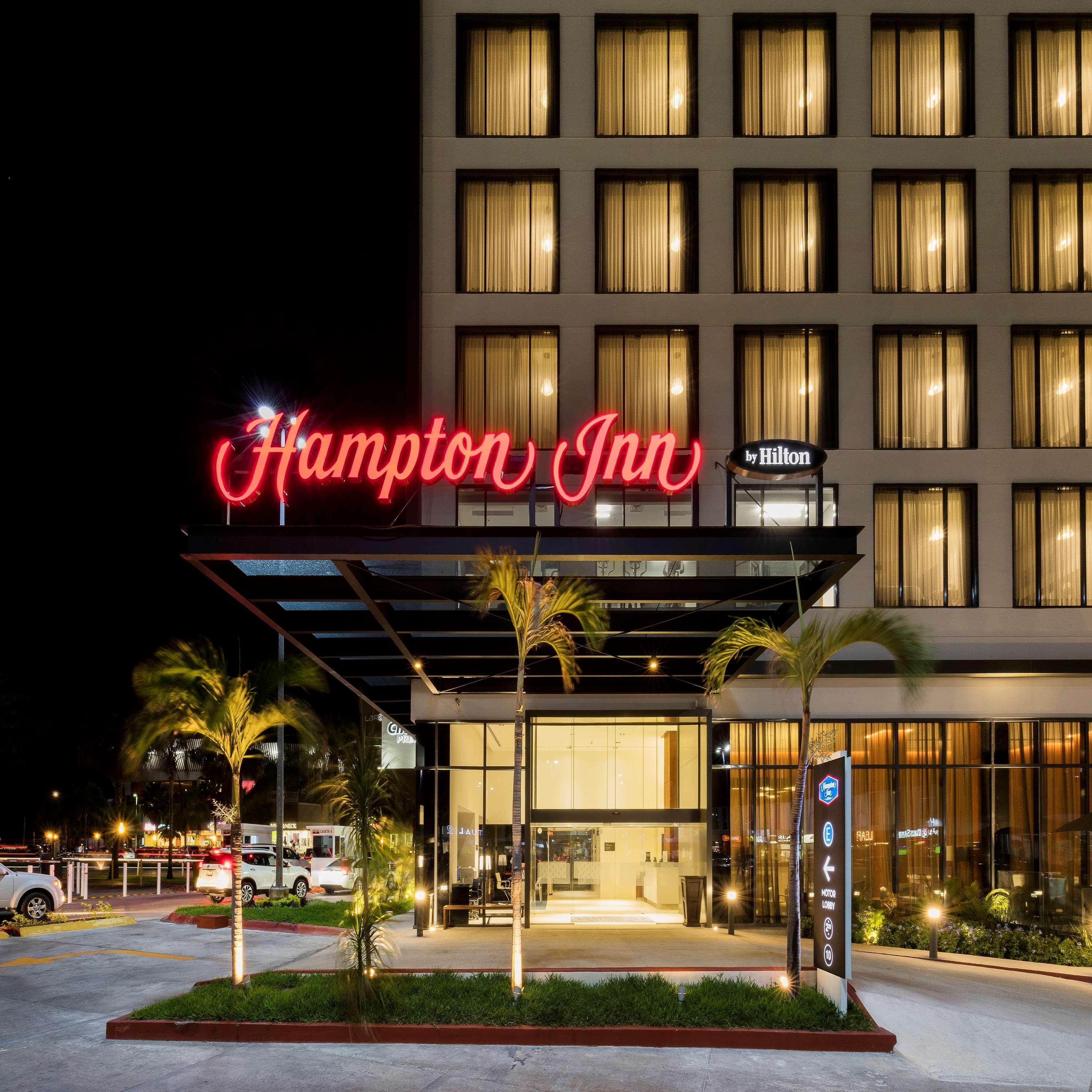 Hampton By Hilton Cumbres Cancún