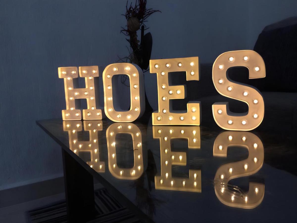 Pretty Hoestel Bacaret!
