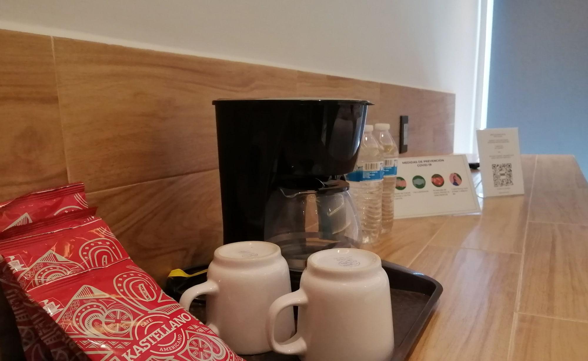 Kavia Hotel 4*