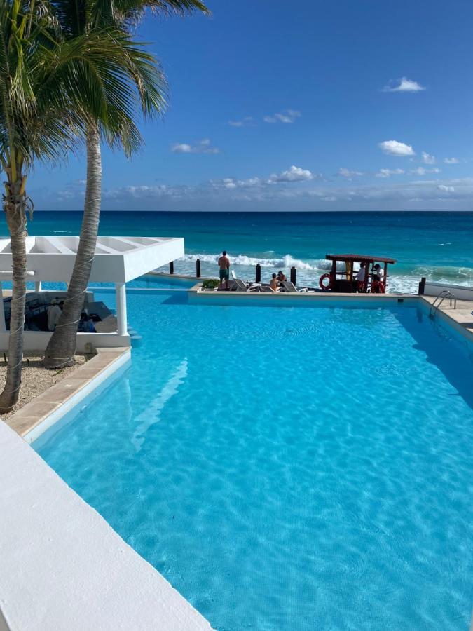 Apartamento Beachfront Deluxe -best Ocean View, With Beach, Gym And *