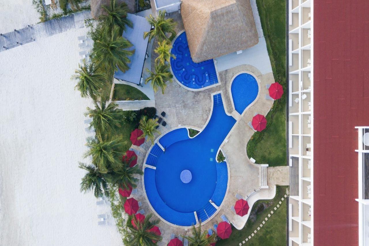 Resort Bay