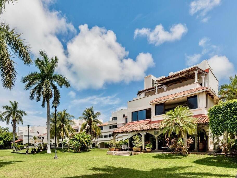 Casa Real- Increíble Sobre La Laguna By Casa Paraiso *
