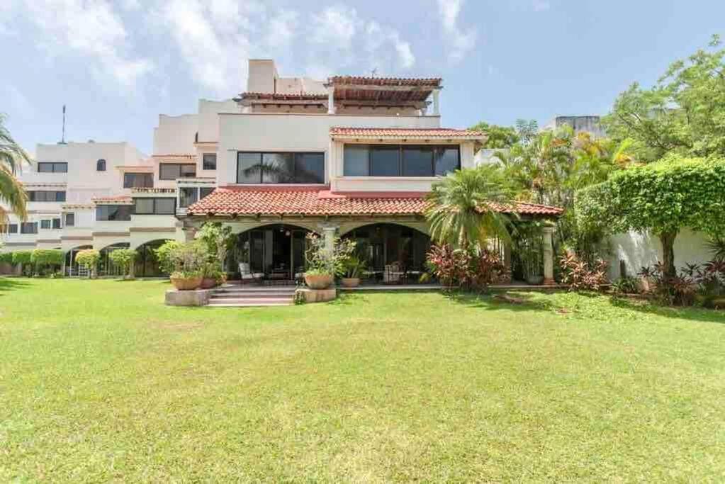 Casa Real- Increíble Sobre La Laguna By Casa Paraiso Villa *