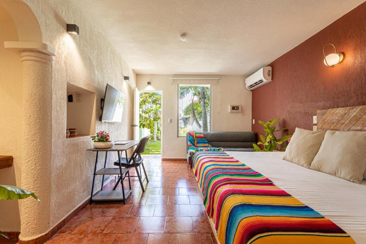 Soy Local Hotel 3*