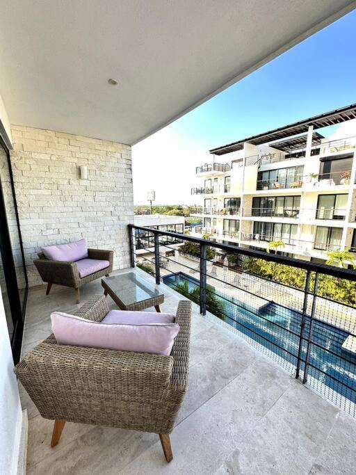 New With Pool, Gym, A/c, Wifi, King Size Bed