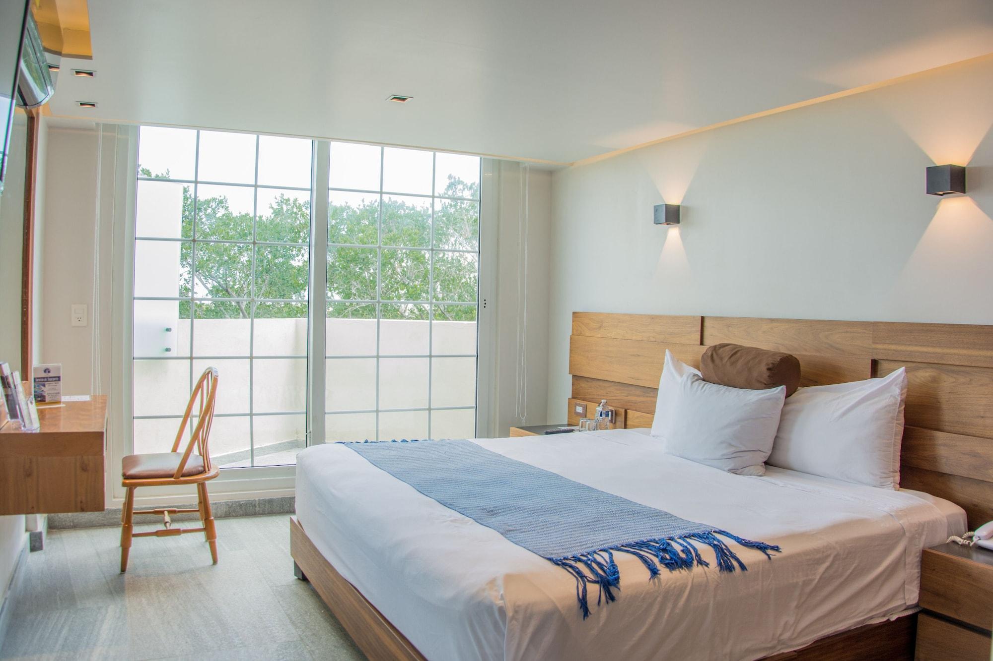 Plaza Kokai Hotel 4*