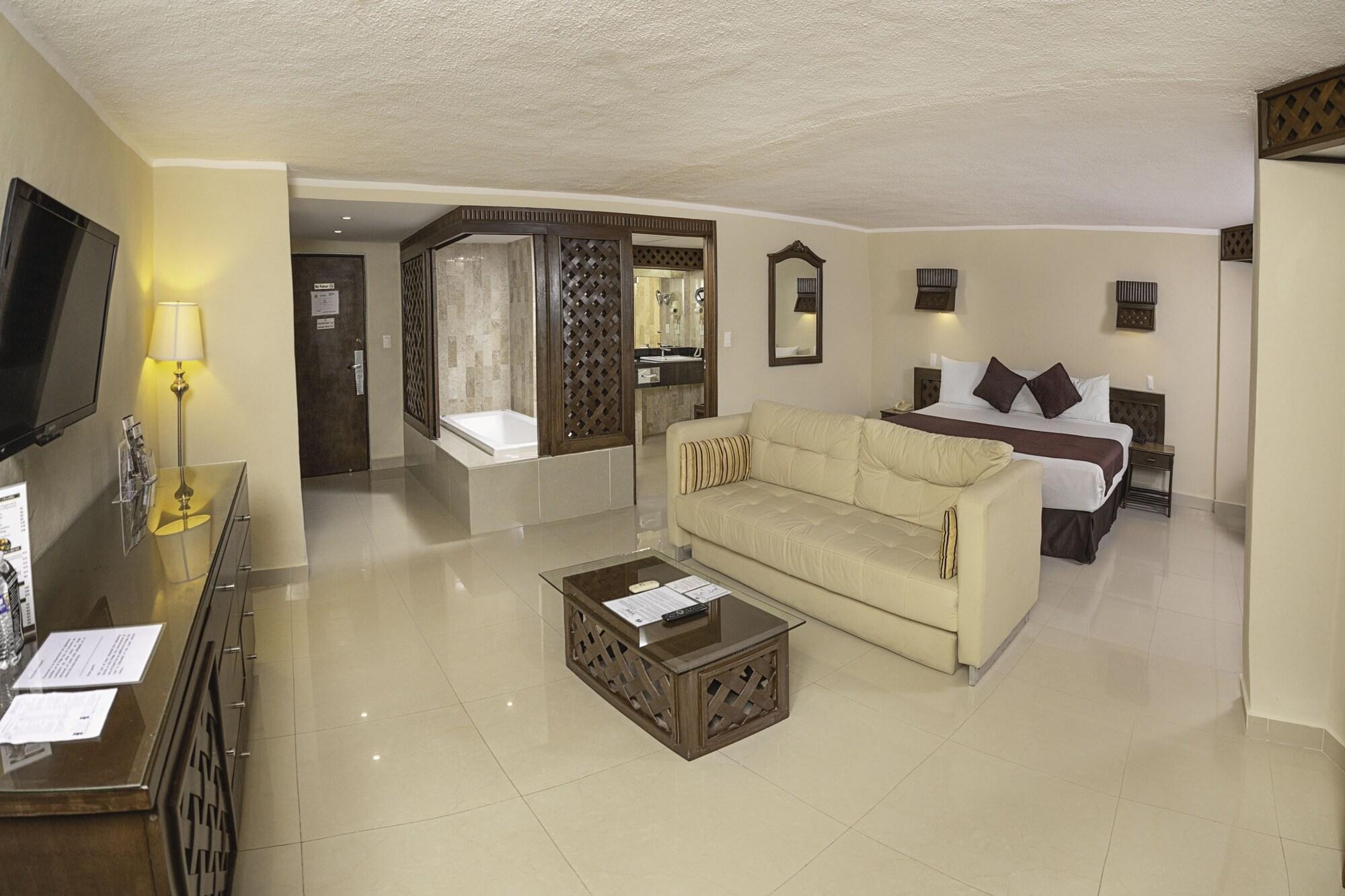 Hotel Plaza Kokai Cancún
