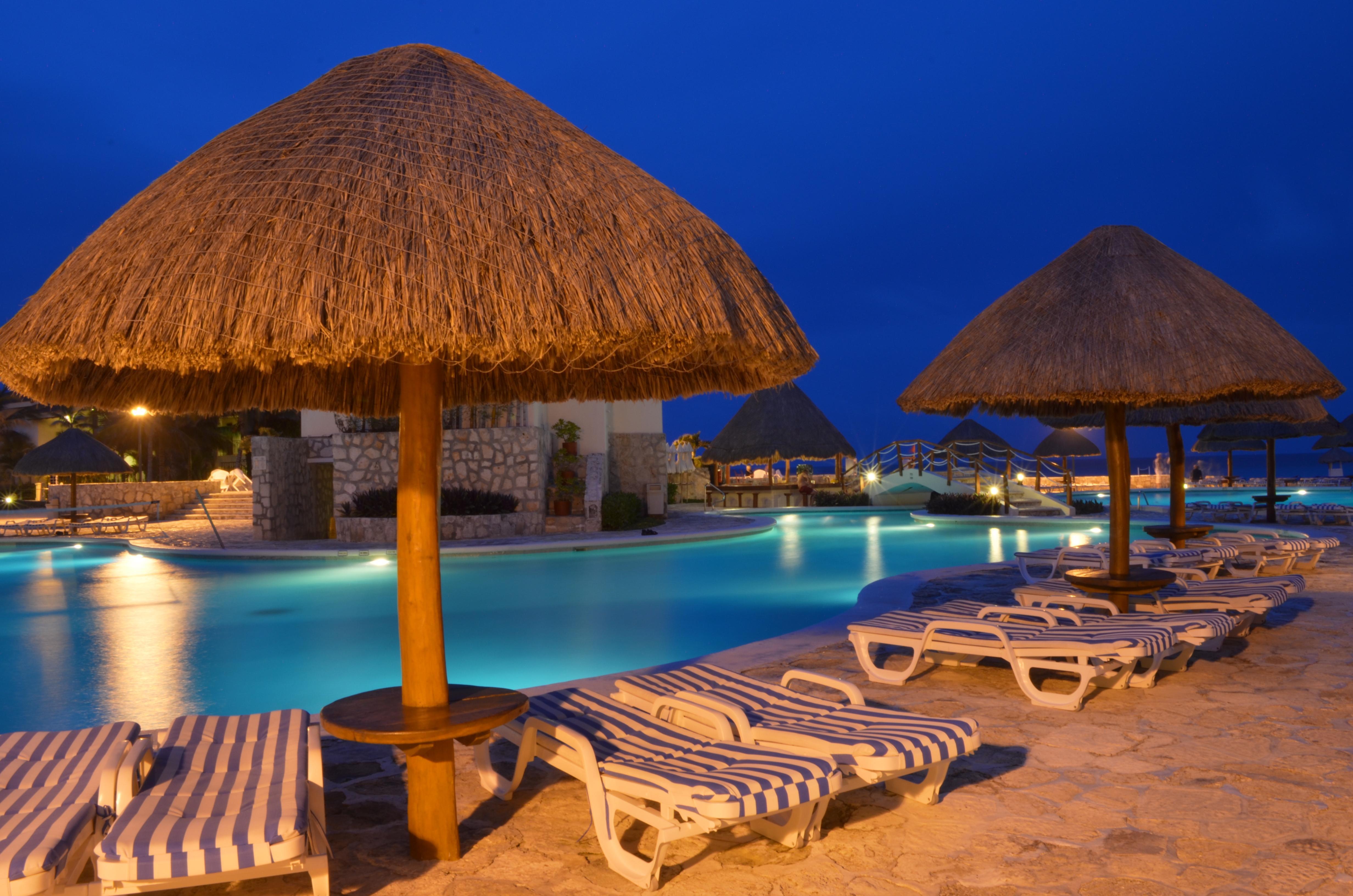 Grand Park Royal (adults Only) Resort