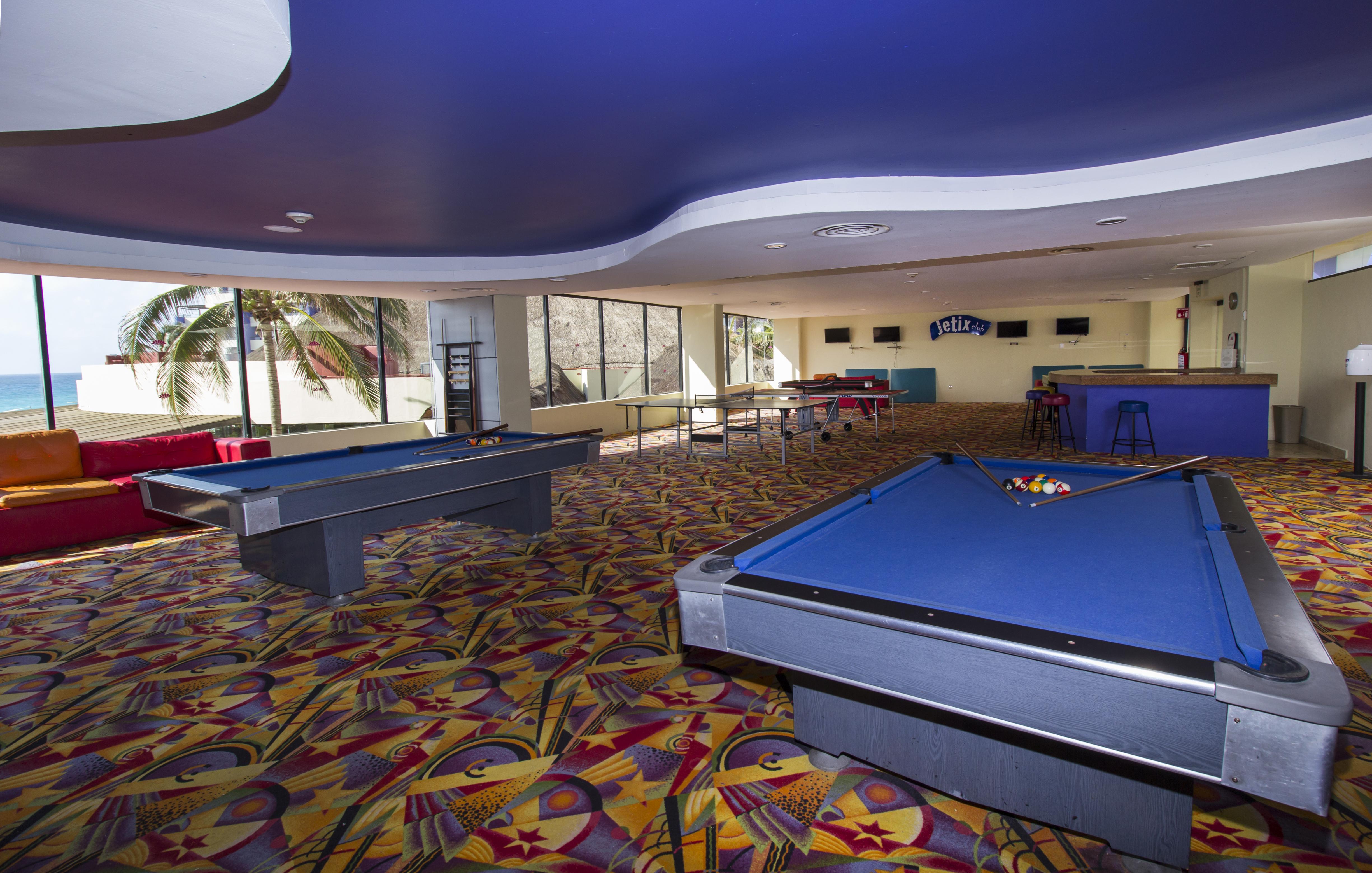 Crown Paradise Club Cancun