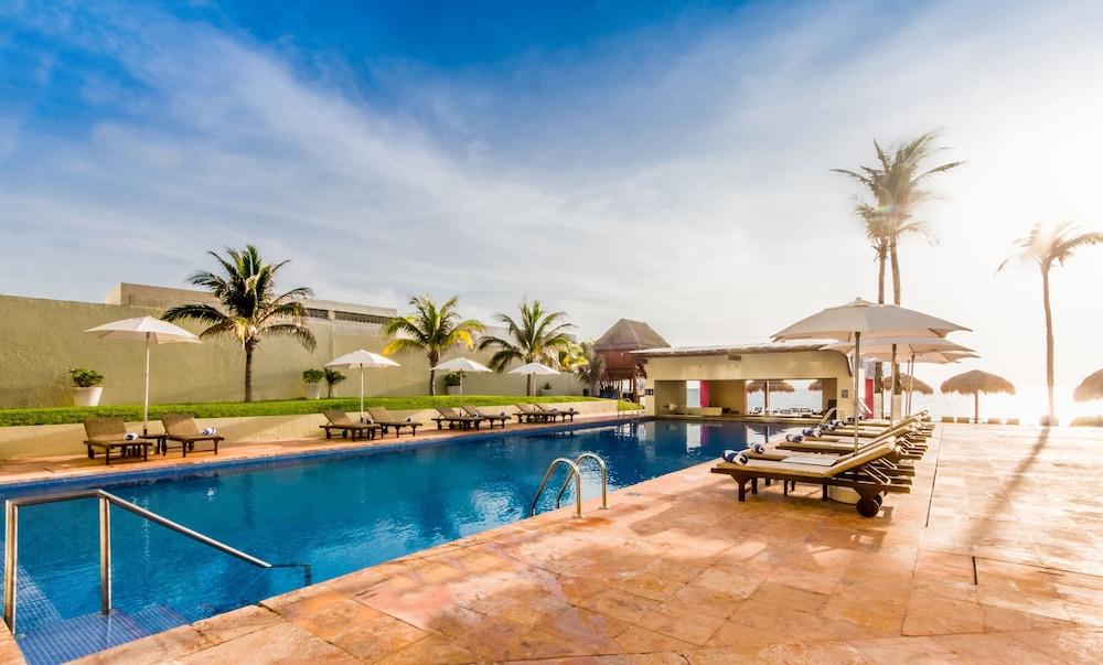 Club Regina Hotel Cancún