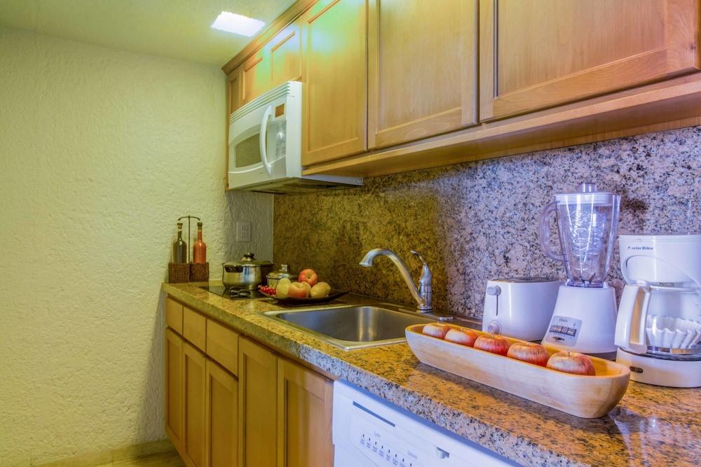 Club Regina Hotel 3*